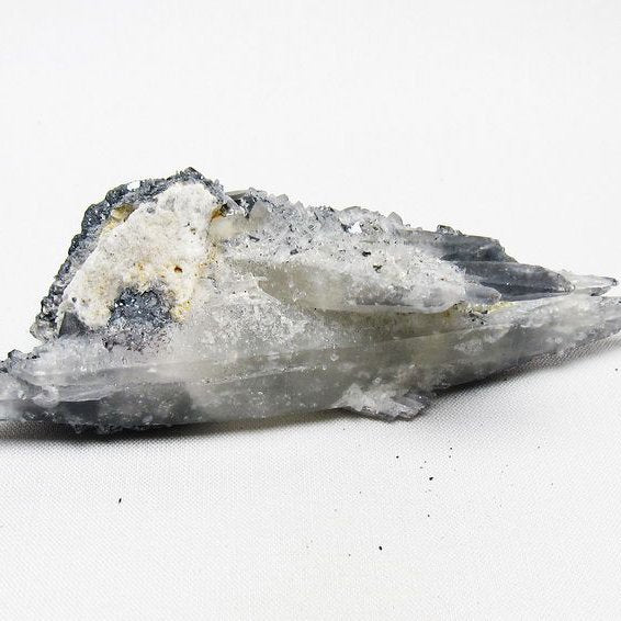 レーザークリスタル 水晶 クラスター 水晶 原石 スティブナイト 輝安鉱入り 一点物 [送料無料] 172-3405