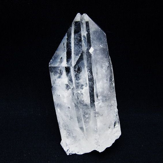 水晶 クラスター 原石 アーカンソー産 一点物 172-3523