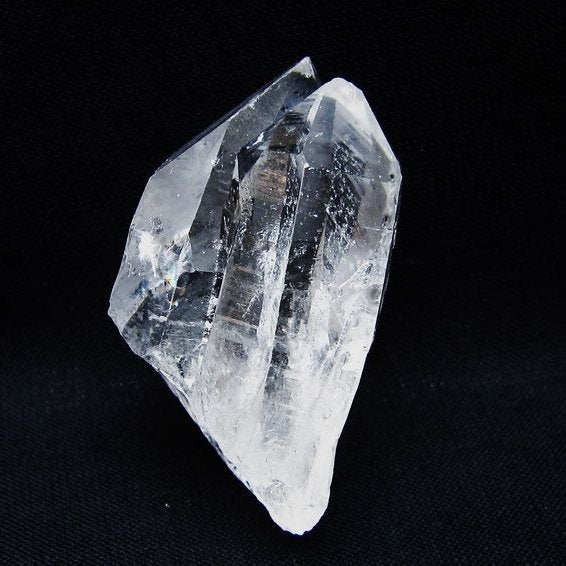 水晶 クラスター 原石 アーカンソー産 一点物 172-3580