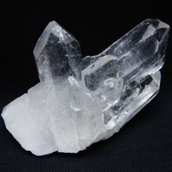 水晶 クラスター 原石 アーカンソー産 一点物 172-3641