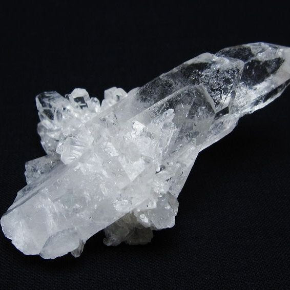 水晶 クラスター 原石 アーカンソー産 一点物 172-3643