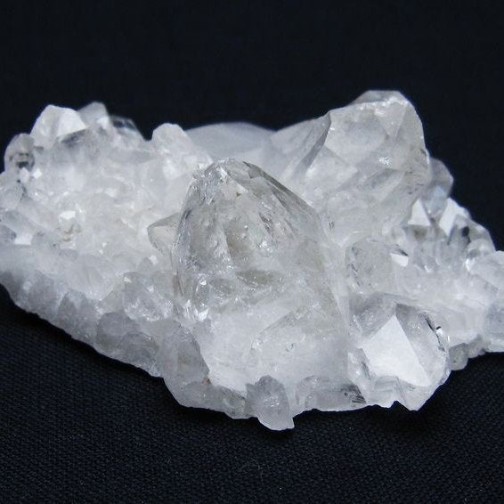 水晶 クラスター 原石 アーカンソー産 一点物 172-3701