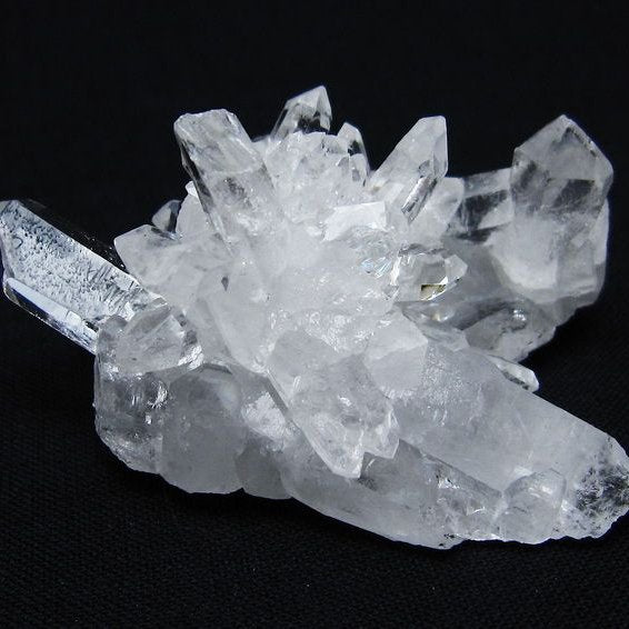 水晶 クラスター 原石 アーカンソー産 一点物 172-3753