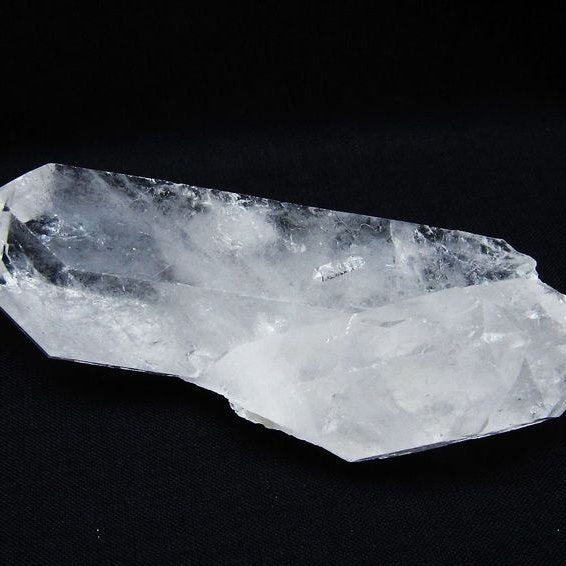 水晶 クラスター 原石 アーカンソー産 一点物 172-3811