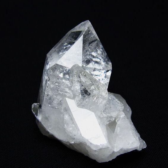 水晶 クラスター 原石 アーカンソー産 一点物 172-4026