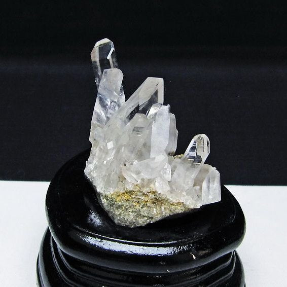 水晶 クラスター マダガスカル産 台座付属 一点物 172-4278