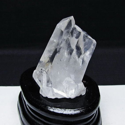 水晶 クラスター マダガスカル産 台座付属 水晶 原石 レムリアンシード 一点物 172-4329