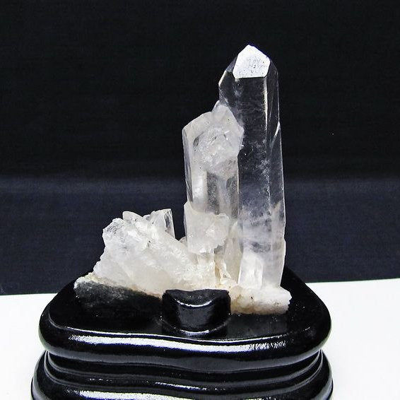 水晶 クラスター マダガスカル産 台座付属 水晶 原石 レムリアンシード 一点物 172-4334
