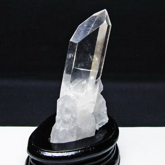 水晶 クラスター マダガスカル産 台座付属 水晶 原石 レムリアンシード 一点物 172-4346