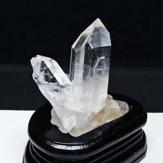 水晶 クラスター マダガスカル産 台座付属 水晶 原石 レムリアンシード 一点物 172-4348