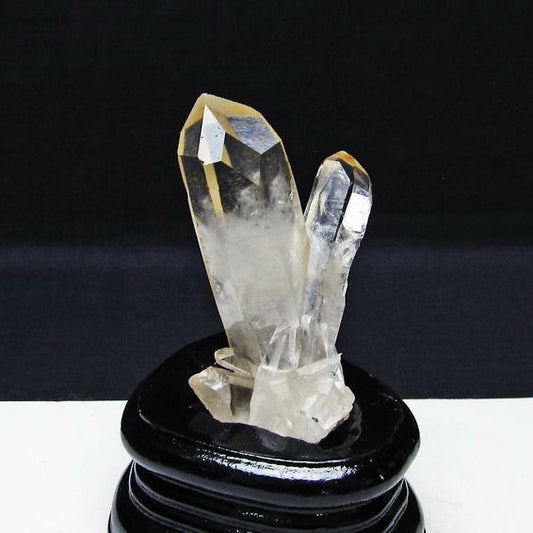 水晶 クラスター マダガスカル産 台座付属 水晶 原石 レムリアンシード 一点物 172-4356