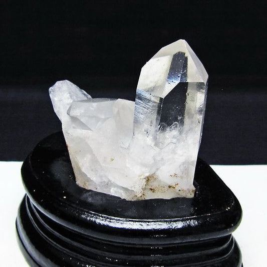 水晶 クラスター マダガスカル産 台座付属 水晶 原石 レムリアンシード 一点物 172-4364
