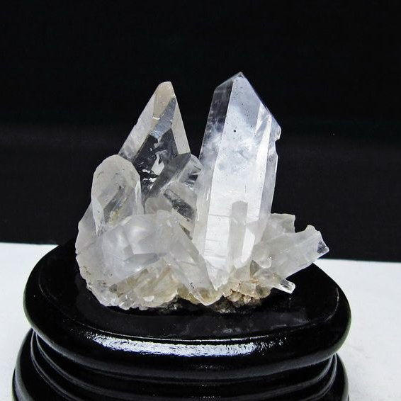 水晶 クラスター マダガスカル産 台座付属 水晶 原石 レムリアンシード 一点物 172-4366