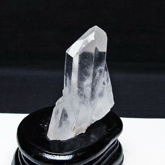 水晶 クラスター マダガスカル産 台座付属 水晶 原石 レムリアンシード 一点物 172-4370