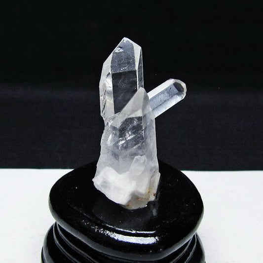 水晶 クラスター マダガスカル産 台座付属 水晶 原石 レムリアンシード 一点物 172-4378