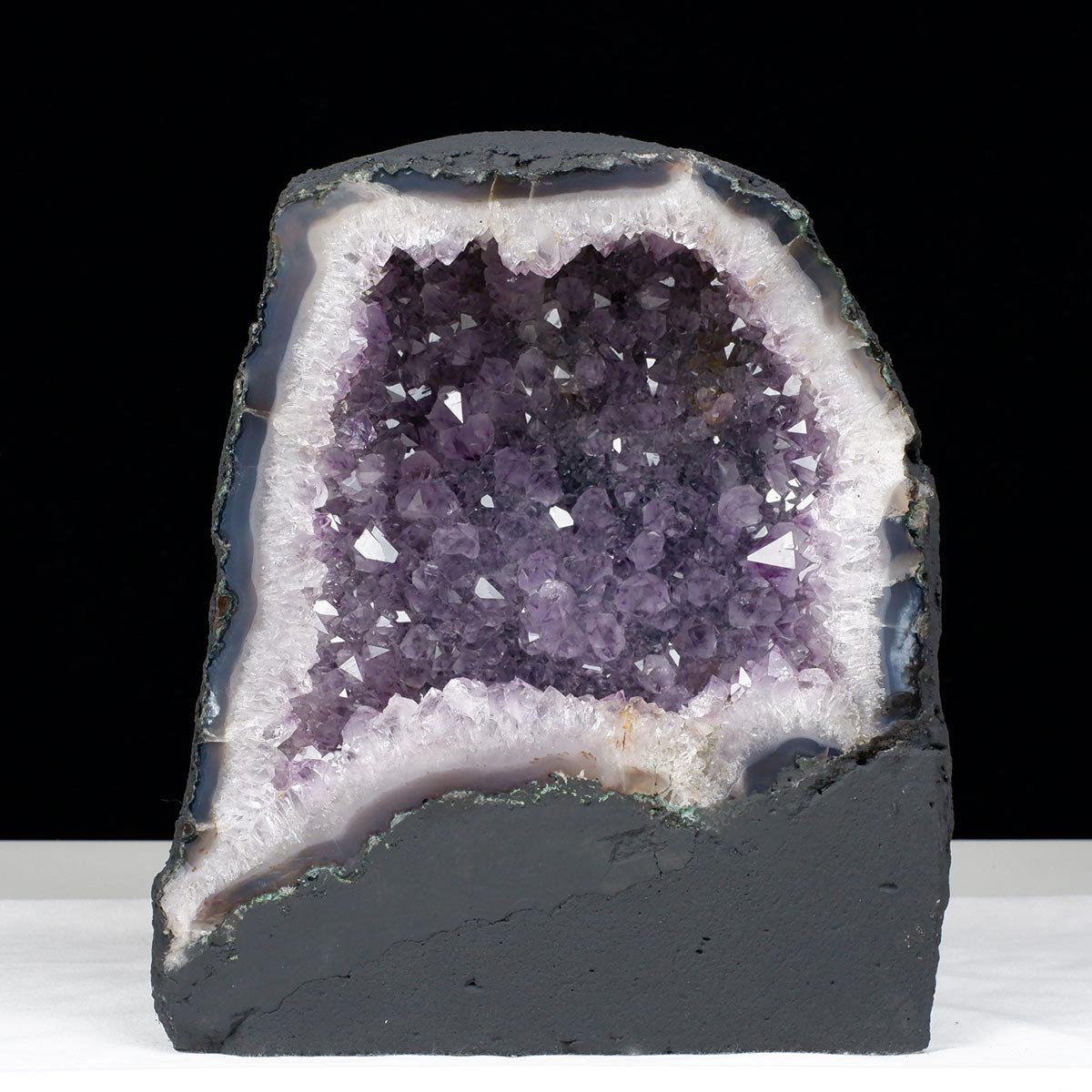 アメジストドーム 10Kg ブラジル産 ジオード カペーラ 一点物 174-2163