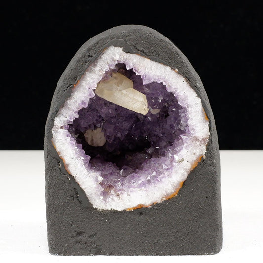 アメジストドーム 1.5Kg ウルグアイ産 アメジスト ドーム ジオード 原石 置物 カペーラ 一点物  174-2269