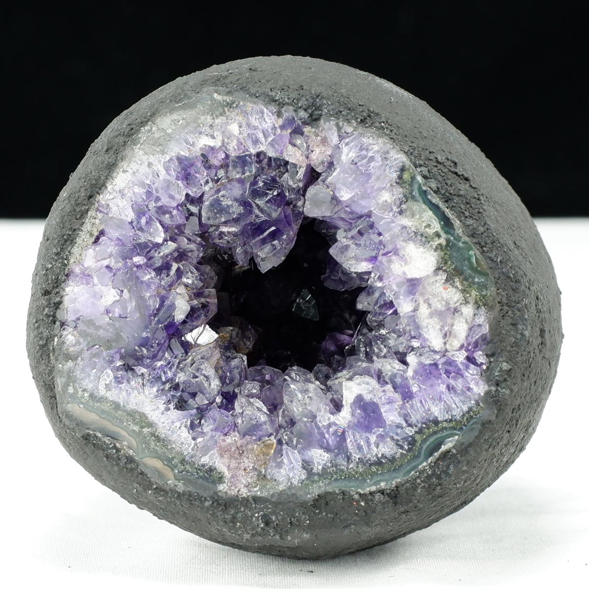 アメジストドーム ウルグアイ産 サークルジオード アメジスト ドーム ミニ 卓上サイズ 一点物  174-2281
