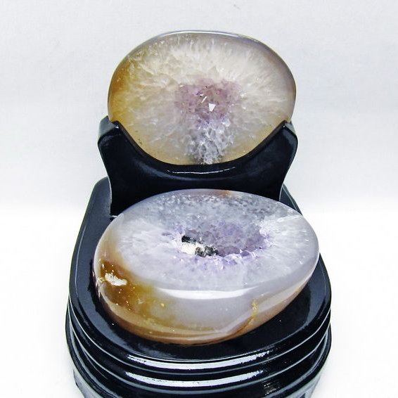 トレジャーメノウ トレジャーメノウ (瑪瑙晶洞)/Geode Pair (鉄製台座付き)