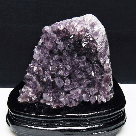 1.3Kg アメジスト クラスター ウルグアイ産 アメジスト 原石 amethyst 台座付属 一点物  182-6980