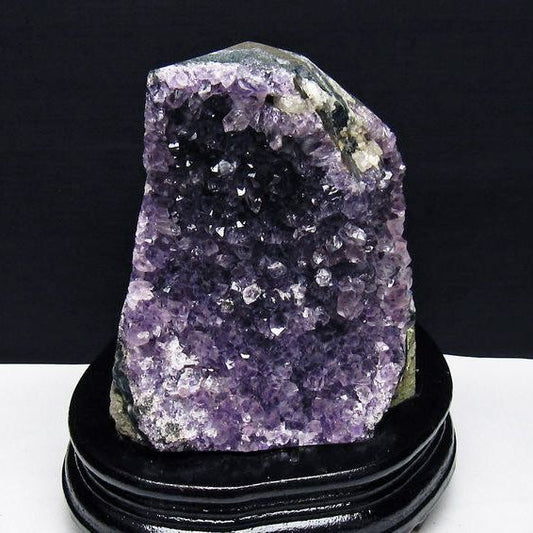 1.6Kg アメジスト クラスター ウルグアイ産 アメジスト 原石 amethyst 台座付属 花型 一点物  182-7076