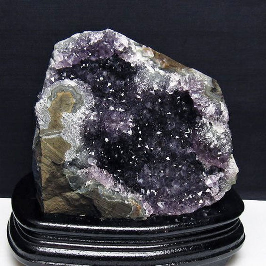 2Kg アメジスト クラスター ウルグアイ産 アメジスト 原石 amethyst 台座付属 花型 一点物  182-7086