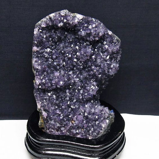 1.3Kg アメジスト クラスター ウルグアイ産 アメジスト 原石 amethyst 台座付属 花型 一点物  182-7094