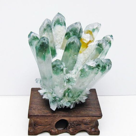 緑水晶 クラスター 原石 置物 台座付属 一点物 182-7347