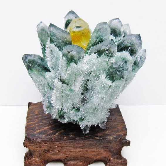 緑水晶 クラスター 原石 台座付属 一点物 182-7412