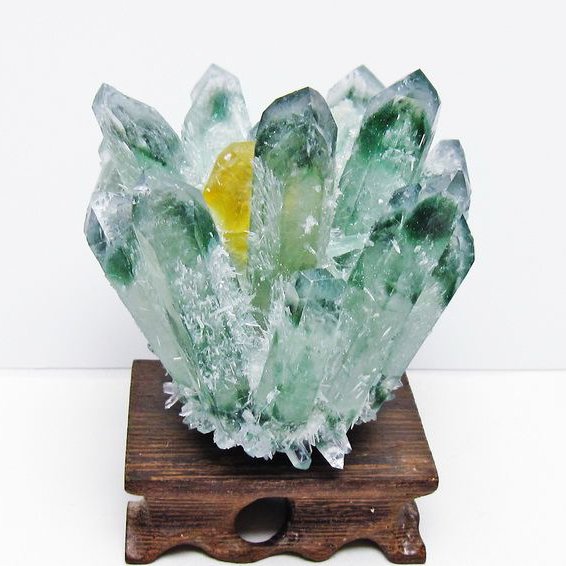 緑水晶 クラスター 原石 台座付属 一点物 182-7437