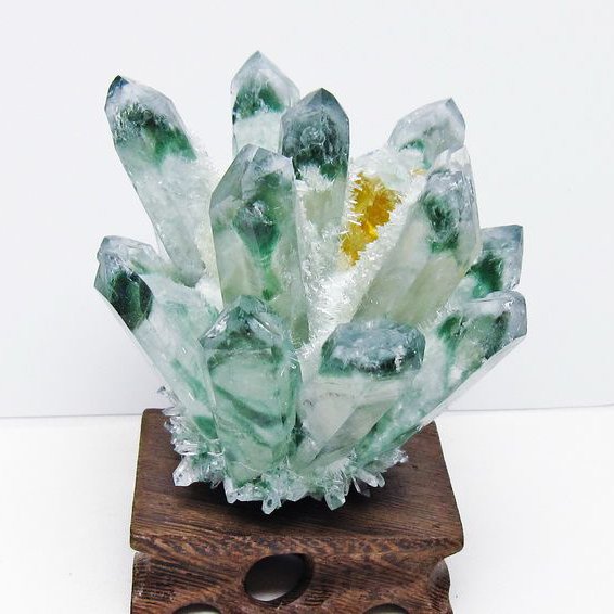 緑水晶 クラスター 原石 台座付属 一点物 182-7439