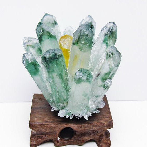 緑水晶 クラスター 原石 台座付属 一点物 182-7441