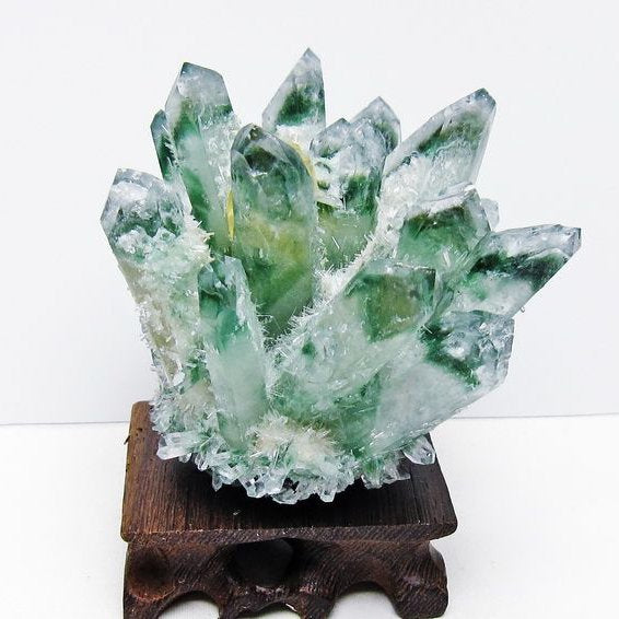 緑水晶 クラスター 原石 台座付属 一点物 182-7452