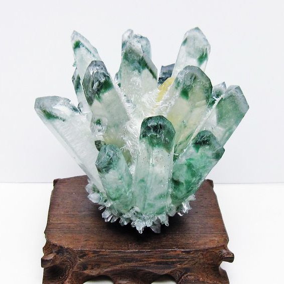 緑水晶 クラスター 原石 台座付属 一点物 182-7467