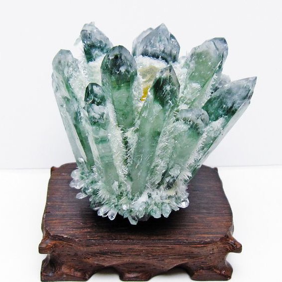 緑水晶 クラスター 原石 台座付属 一点物  182-7471