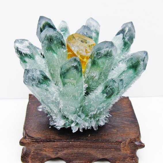 緑水晶 クラスター 原石 台座付属 一点物 182-7478