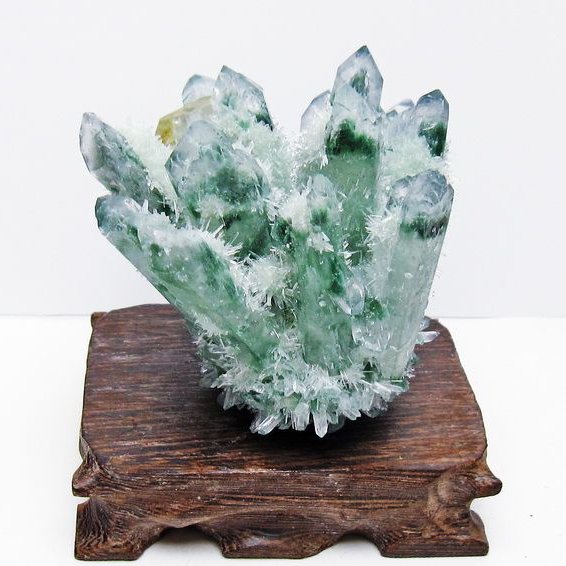 緑水晶 クラスター 原石 台座付属 一点物 182-7487