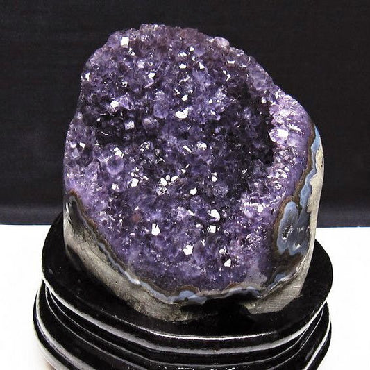 1Kg アメジスト クラスター ウルグアイ産 原石 amethyst 一点物 台座付属 送料無料 182-7967