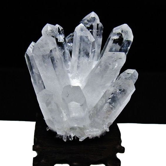 水晶 クラスター 水晶 原石 台座付属 一点物 182-8353
