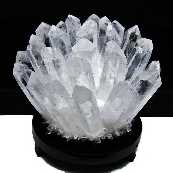 1.6Kg 水晶 クラスター 水晶 原石 台座付属 一点物 182-8378