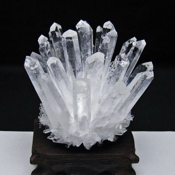 水晶 クラスター 水晶 原石 台座付属 一点物 182-8575