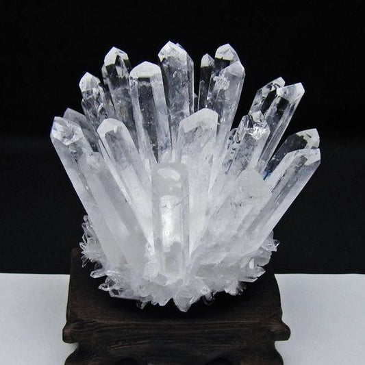 水晶 クラスター 水晶 原石 台座付属 一点物 182-8575