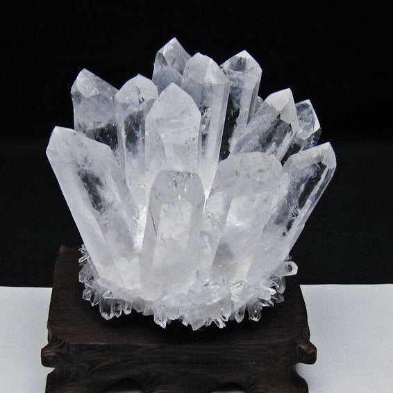 水晶 クラスター 水晶 原石 台座付属 一点物 182-8584