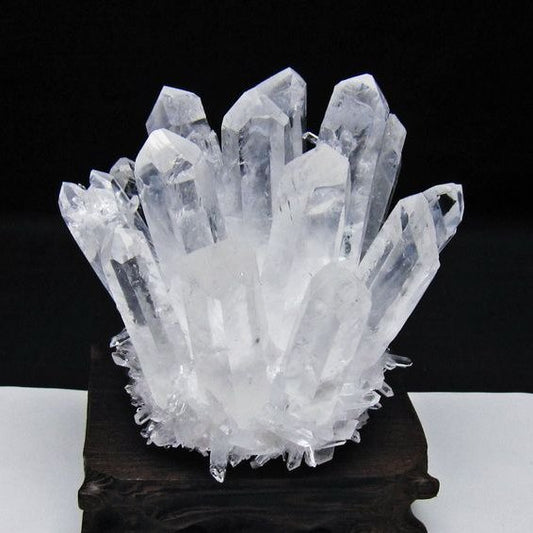 水晶 クラスター 水晶 原石 台座付属 一点物 182-8585
