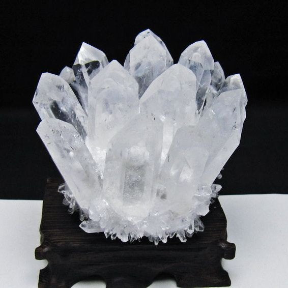 水晶 クラスター 水晶 原石 台座付属 一点物 182-8587