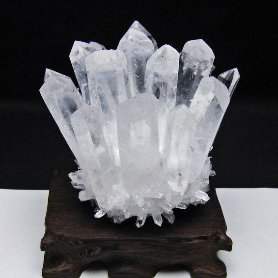 水晶 クラスター 水晶 原石 台座付属 一点物 182-8592