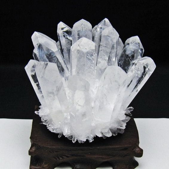 水晶 クラスター 水晶 原石 台座付属 一点物 182-8596