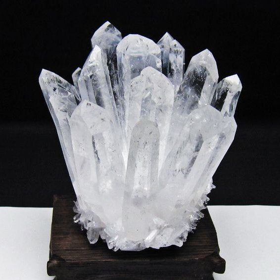 水晶 クラスター 水晶 原石 台座付属 一点物 182-8601
