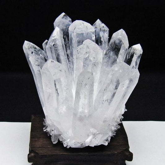水晶 クラスター 水晶 原石 台座付属 一点物 182-8601