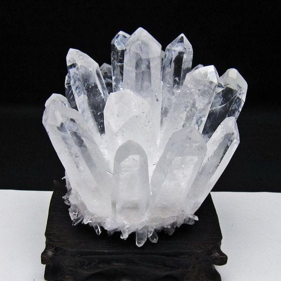 水晶 クラスター 水晶 原石 台座付属 一点物 182-8612